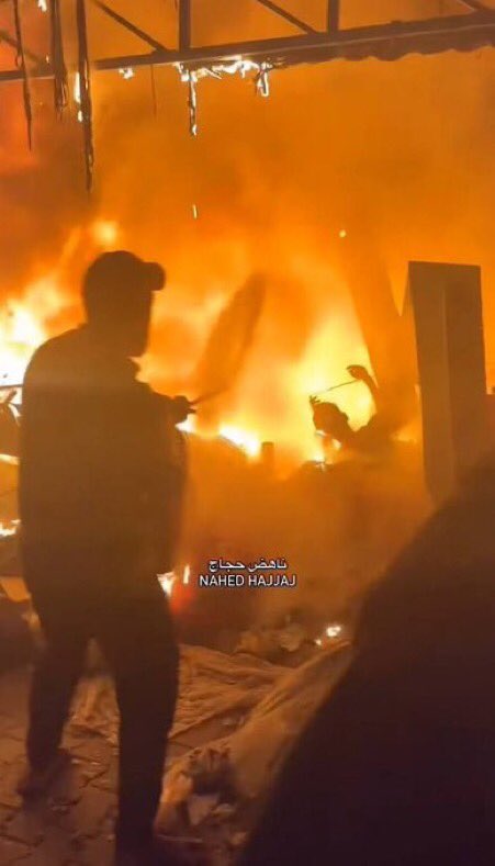 ShaykhSulaiman's tweet image. LOOK CAREFULLY - Patients connected to IVs were burnt in flames after Israel launched missiles at Al Aqsa Martyrs Hospital