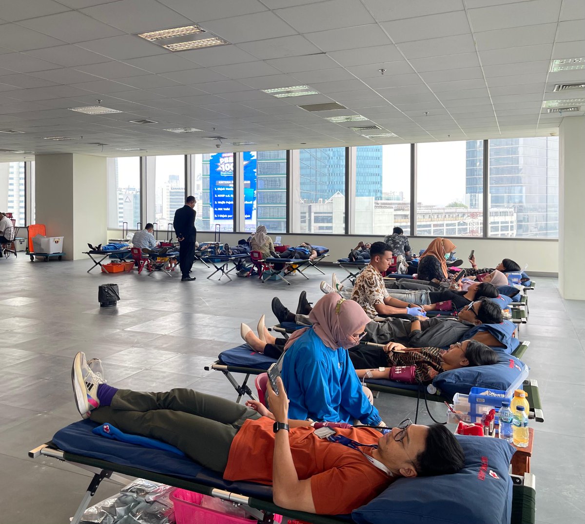 CapitalPlaceJKT's tweet photo. Give blood saves life!
Thank you to all kind hearted people who participated Blood Donation event in Capital Place Jakarta on October 10th, 2024. 
#capitalplacejakarta
#blooddonation #savelifes #blood
#donateblood #giveblood #donate
#blooddonor #premiumoffice #beautifuloffice https://t.co/6AzQ9JUW9K
