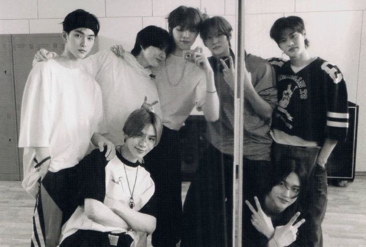 seventeen concerts tweet media