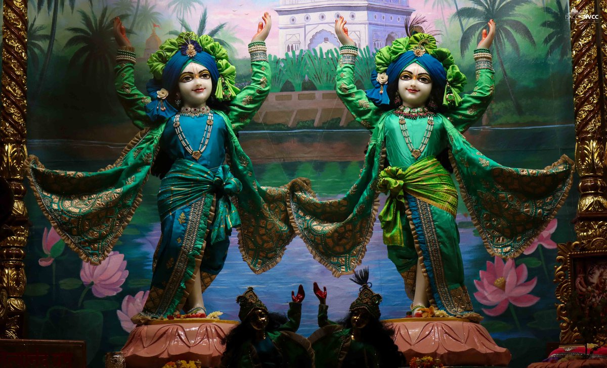 ISKCONPune's tweet photo. 🌷Mangal Arati Darshan🌷🗓14/10/2024🙏🚩@ISKCONNVCCPune🚩
.
.
#ISKCONNVCC #ISKCONPune #ISKCON
#14thoctober #14thoctober2024 #Monday
#kirtan #Harekrishna #Krishna #Kirtan #Krishna
#Harinaamsankirtan #Radheshyamdas
#Radhe #Radha #Radhakrishna #Radheradhe
#Radhakrishna https://t.co/F1NLhN9jte