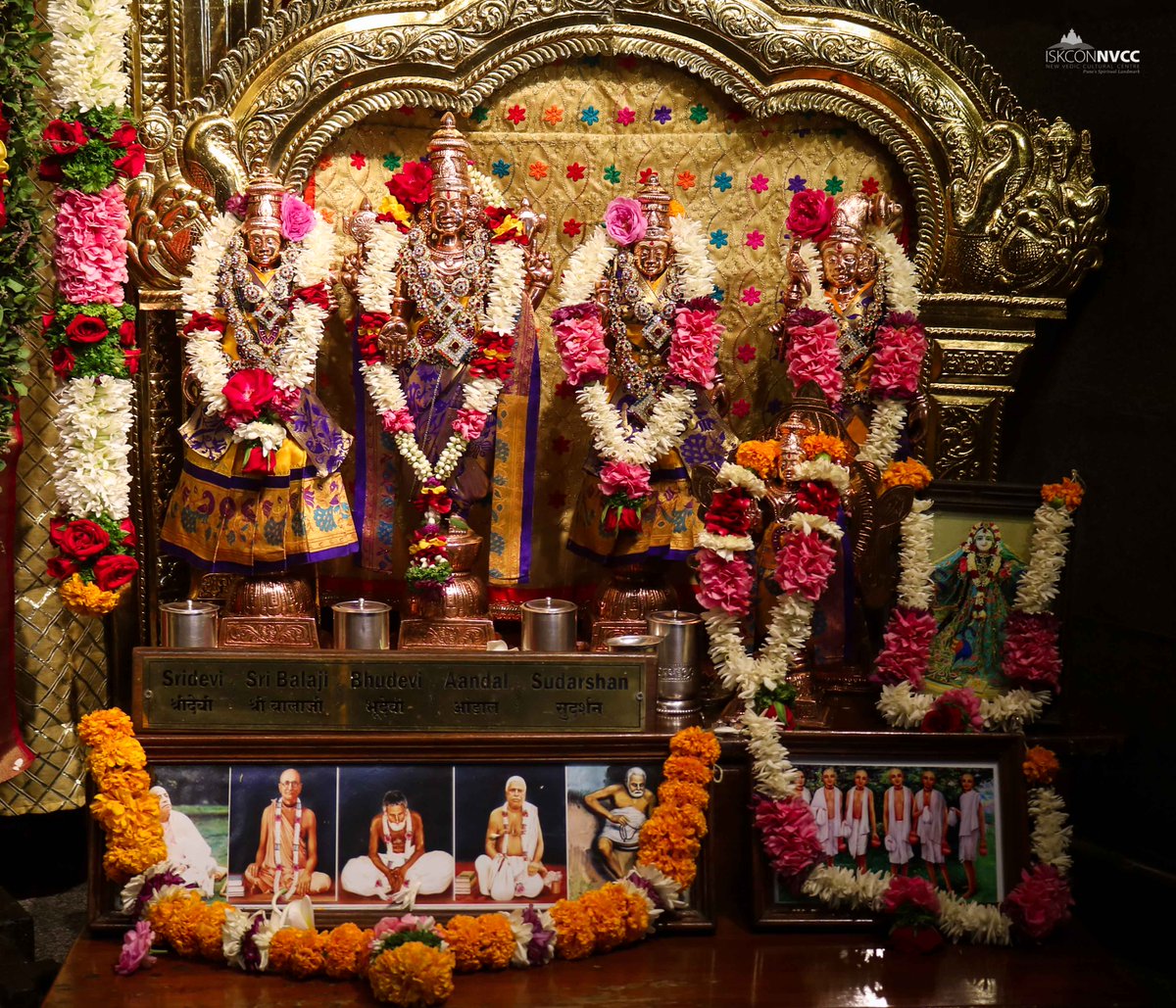 ISKCONPune's tweet photo. 🙏🏽Today's Darshan 📿 🗓14-10-2024🙏
🌷Sri Balaji🌷
🚩@ISKCONNVCCPune🚩
.
.
#ISKCONNVCC #ISKCONPune #ISKCON
#14thoctober #14thoctober2024 #Monday
#kirtan #Harekrishna #Krishna #Kirtan #Krishna
#Harinaamsankirtan #Radheshyamdas
#Radhe #Radha #Radhakrishna #Radheradhe
#Radhakrishna https://t.co/M5juozkeo3