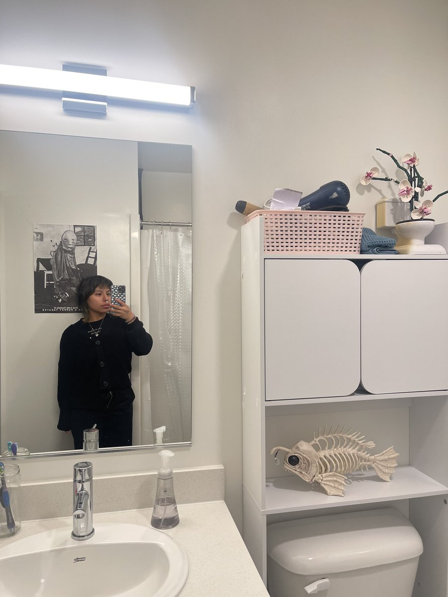 dinamita666's tweet photo. Anyways on break romanticizing my life https://t.co/KnfBjoFMsi