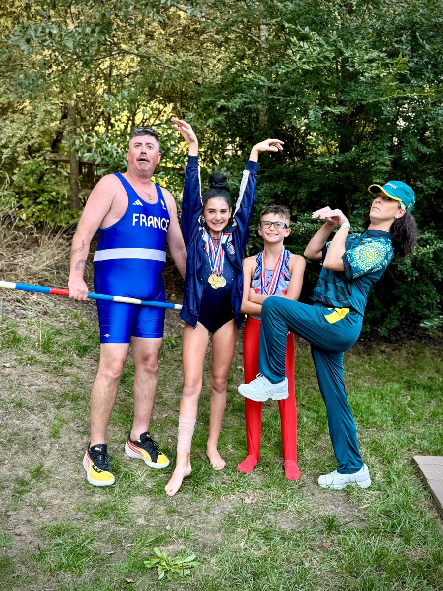 stephaldridge's tweet photo. From podium to punchline, we’ve got it all covered (or not). 🫣😬🥇 #2024olympics #anthonyammirati #simonebiles #stephennedoroscik #raygun @anthony_ammirati @simonebiles @stephen_nedoroscik @raygun_aus #Halloween2024 https://t.co/f5IKVoEZFu
