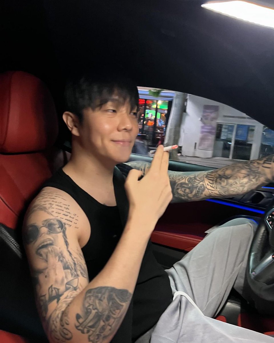 dookuri's tweet photo. bayangin story seunghan abis left sm : https://t.co/SdsAPiVzyk