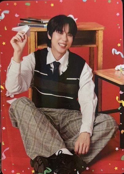 broccoliquen's tweet photo. Student and lazy looking tiny baby 🤓👶🏻

#prem_space https://t.co/2tjdT4B7sa