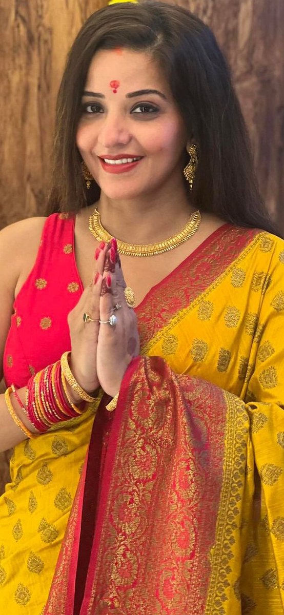 govtjobsalert26's tweet photo. 🎯 #MonalisaThread 
🎯 #GeethaKapoorThread

#Bollywood #Actress #Monalisa #GeethaKapoor New Look https://t.co/aU1DmHPUqg