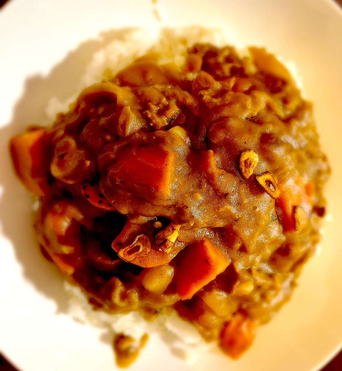 _TayaNuMan's tweet photo. #MoonFood
今夜はカレーを作ったよー!🍛
(どうでもいいが最近飯テロ垢みてーになってんな🤣 https://t.co/eyEyYBH50O