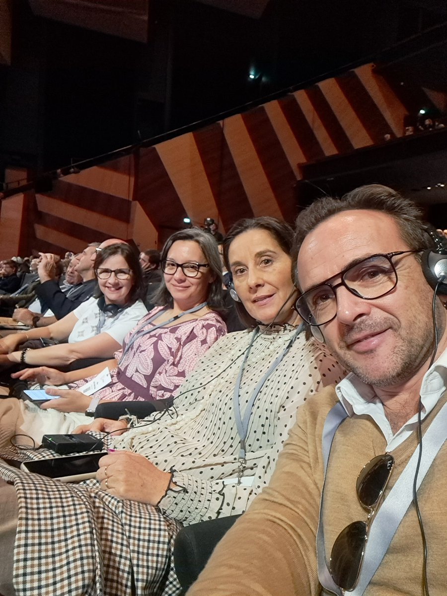 santicsic's tweet photo. 14-18 octubre  #VIOR @mbg_csic asistimos al 45° Congreso Mundial de la @OIV_int 
100 años de la #OIV 🍇🍇🍷🍷 https://t.co/EKCLSdq82H