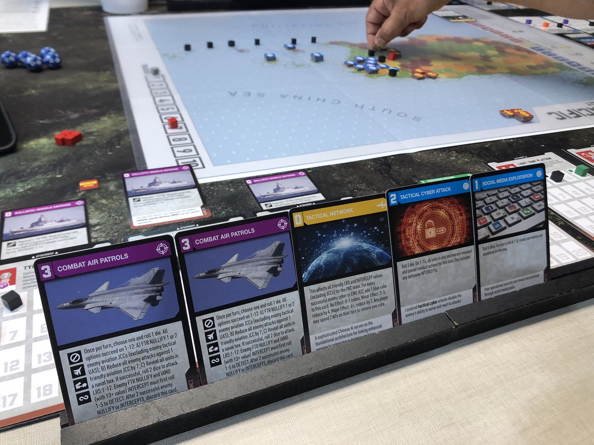 Very enjoyable game of <a href="/SebastianBae/">Sebastian Bae</a> 's Littoral Commander yestarday at <a href="/ElClubDante2/">El Club Dante</a> . Spartan graphic design, one can see it's "educational" origin. Very versatile system, a sandbox easily adaptable to varied operational situations.