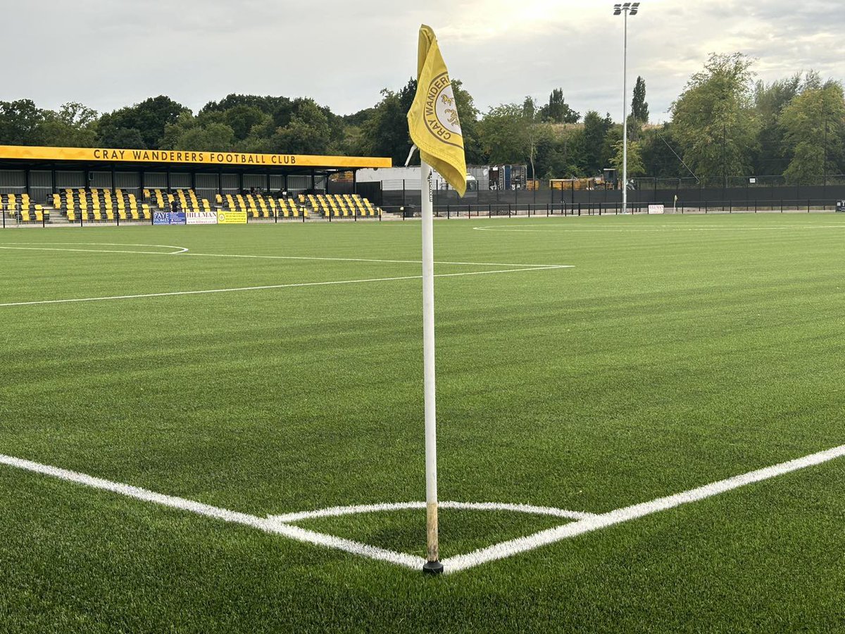 Match day 🐝

Vs Peckham town
8pm Kick off
@ Flamingo Park
£4 entry

#UTB
🐝🐝🐝🐝