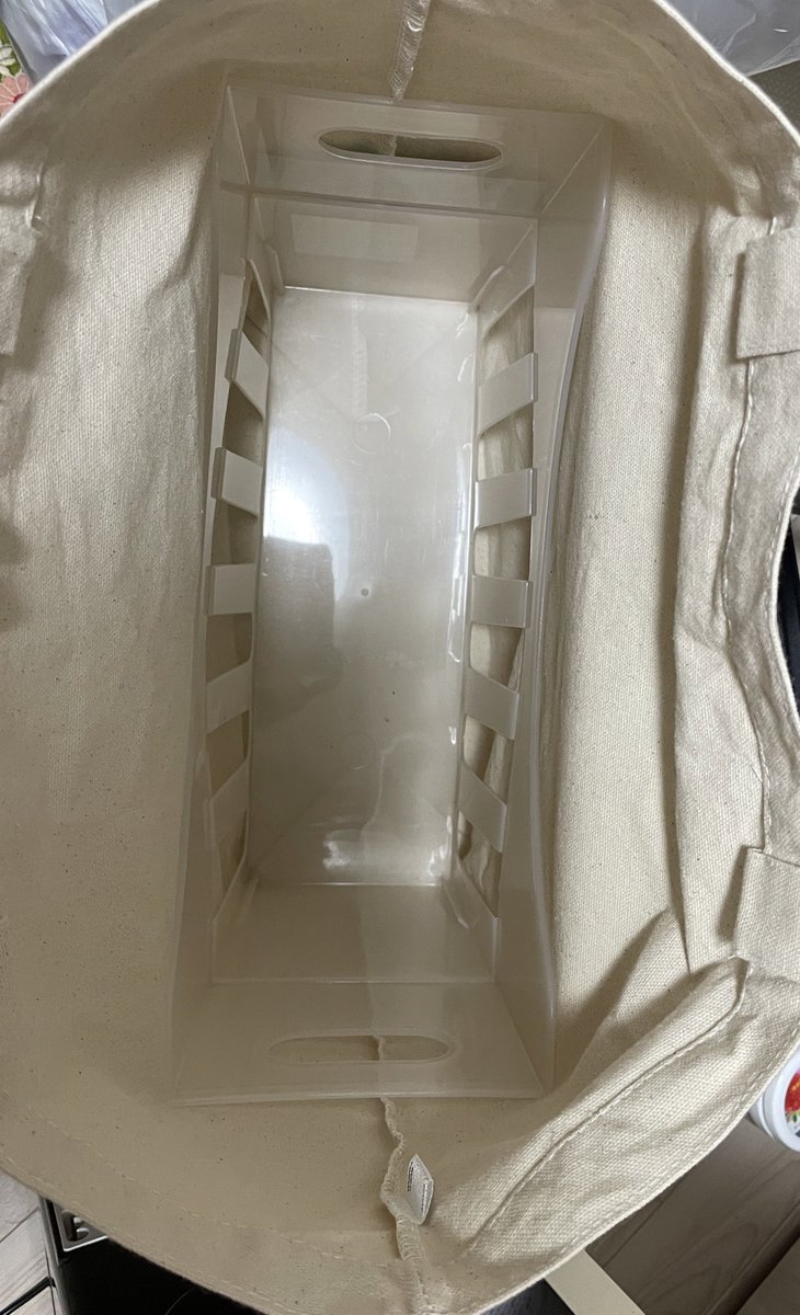 同人誌の買い物に大切なのはカバンの中にファイル入れをセットしておくことさ