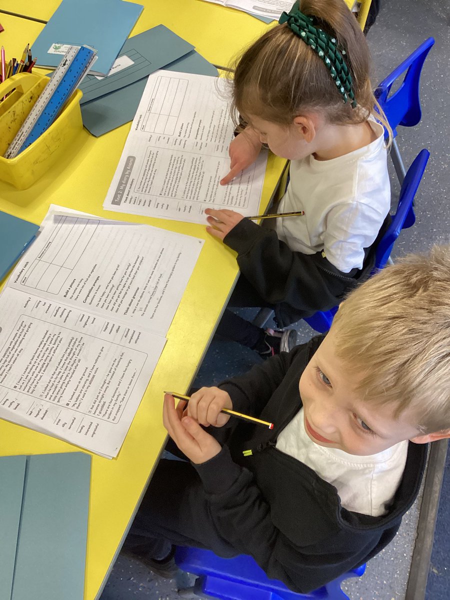 Working hard on the use of vocabulary and the meaning of words in our comprehension session today.