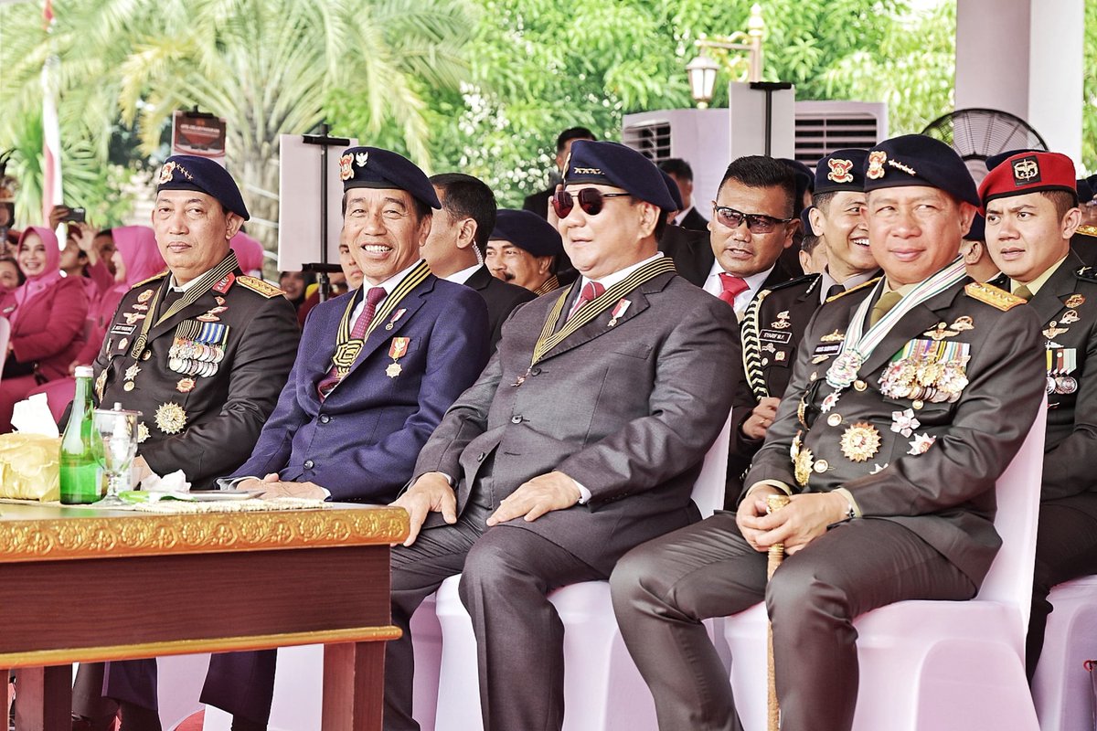 Joko Widodo tweet media