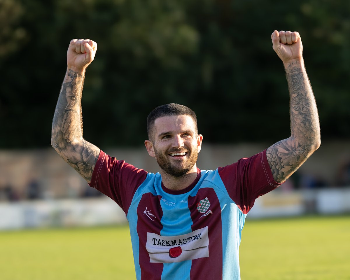 cheshamutdfc's tweet photo. 📰 REPORT - Chesham 1 Yeovil 0

⭐️ @jackcawley34 
📰 https://t.co/3pgOJ1zZjx
📸 https://t.co/OEUnF4URSW

A relatively uneventful game came to a dramatic conclusion, as Jack Cawley’s stoppage-time header saw Chesham through to the FA Cup first round proper for the second year running.  Chesham gave as good as they got for most of the afternoon against their opponents from the division above, but the game seemed destined for a stalemate until Cawley’s late intervention...