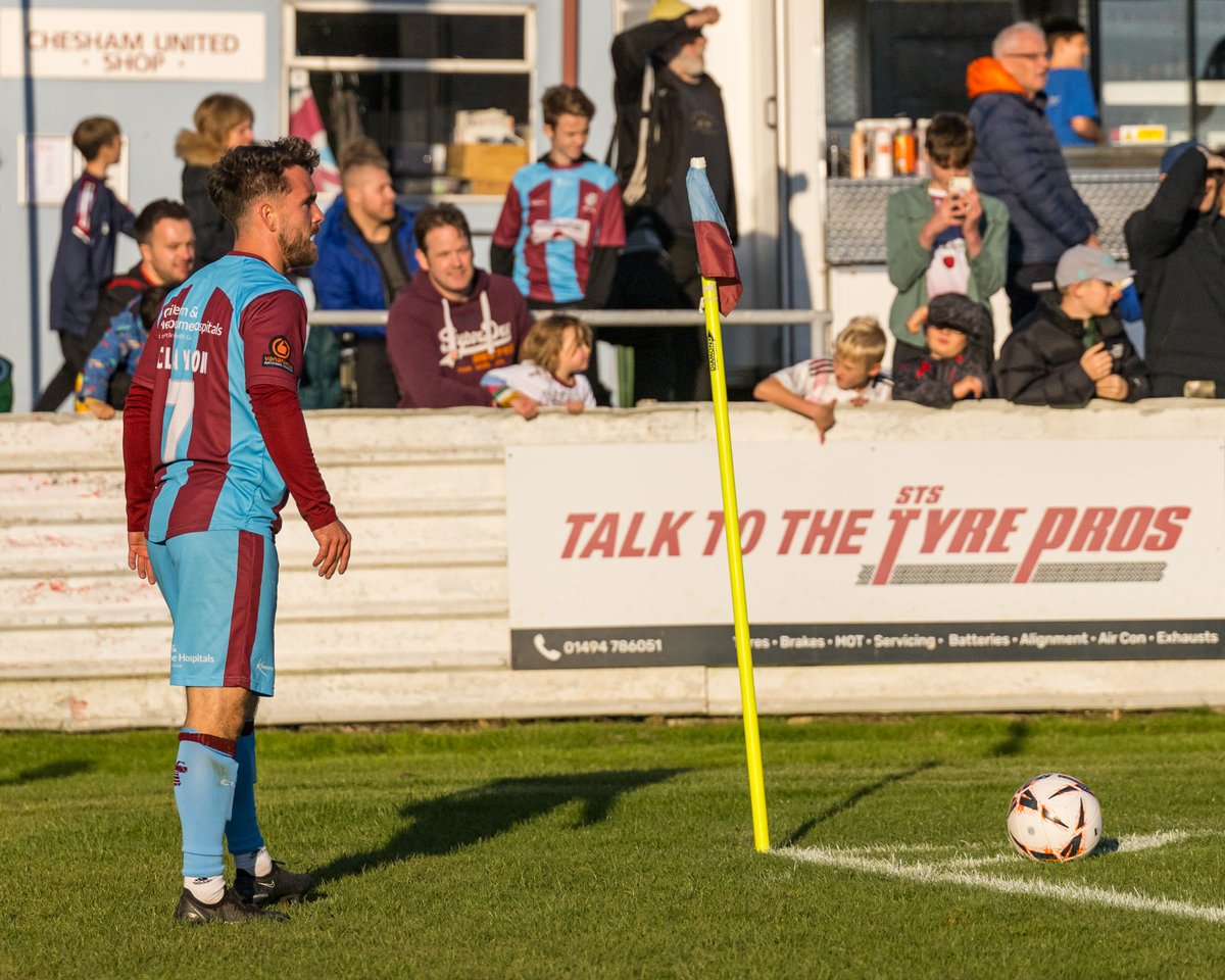 cheshamutdfc's tweet photo. 📰 REPORT - Chesham 1 Yeovil 0

⭐️ @jackcawley34 
📰 https://t.co/3pgOJ1zZjx
📸 https://t.co/OEUnF4URSW

A relatively uneventful game came to a dramatic conclusion, as Jack Cawley’s stoppage-time header saw Chesham through to the FA Cup first round proper for the second year running.  Chesham gave as good as they got for most of the afternoon against their opponents from the division above, but the game seemed destined for a stalemate until Cawley’s late intervention...