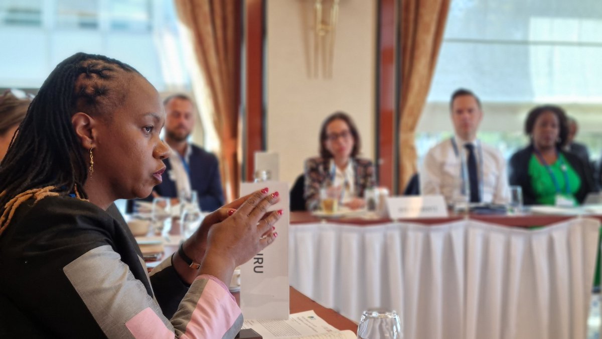 Excellent and insightful exchange by <a href="/FriendsEurope/">Friends of the Global Fund Europe</a>  and <a href="/JNJHealthEquity/">Johnson & Johnson Health Equity</a> on the need to train and retain health workers this morning at <a href="/WorldHealthSmt/">World Health Summit</a>. 
Great to see how companies, governments, CSOs and global health institutions like <a href="/GlobalFund/">The Global Fund</a> can come together for #SDG3.