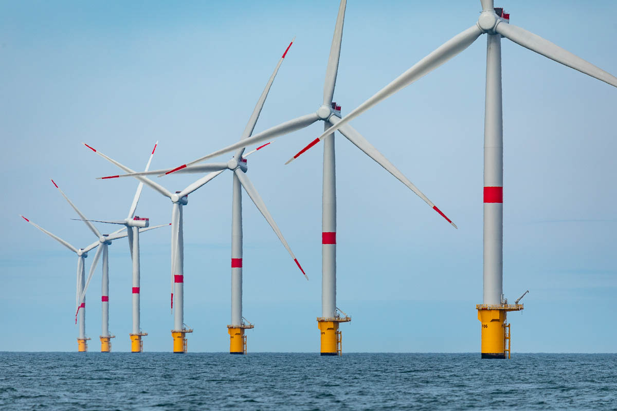 Magnifique! 🇫🇷 The 497 MW offshore wind power plant in Fécamp