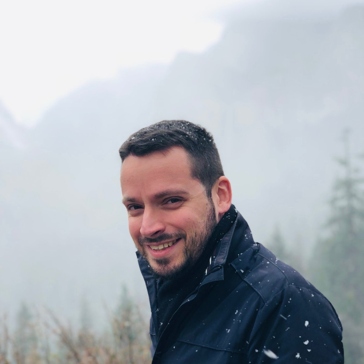 Julien tweet media