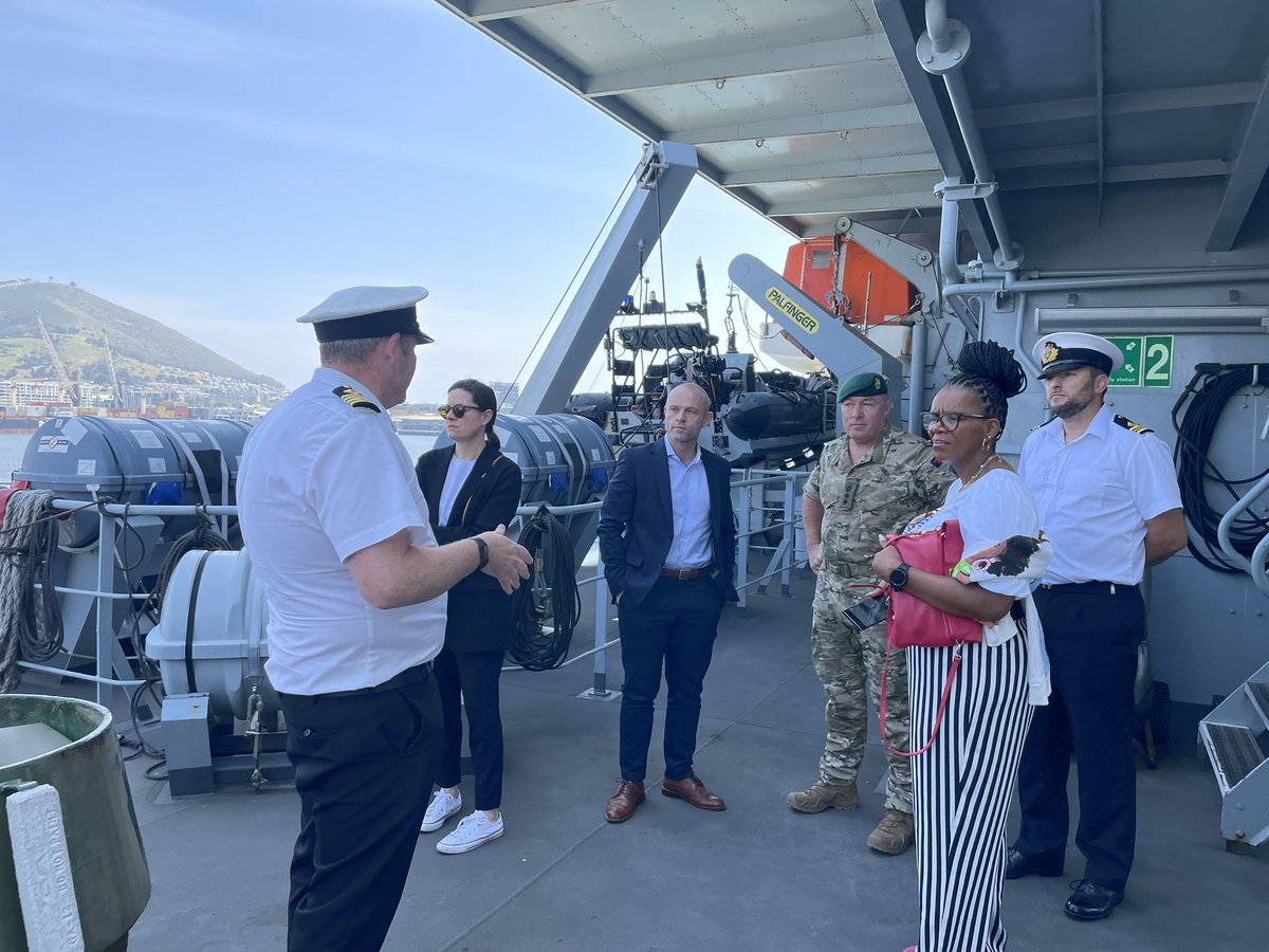 colinleeman's tweet photo. Welcoming @RFALymeBay to Cape Town 🇿🇦 ! Thank you Captain Wingrove &amp; crew for such a great tour of ship capabilities, lunch and your reflections on life at sea. https://t.co/vgS1NvXraR