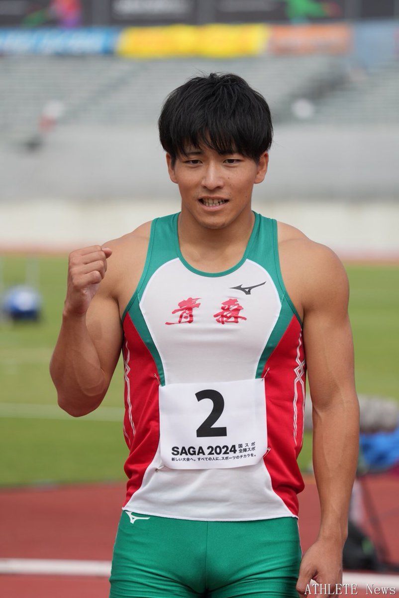 ATHLETE__news's tweet photo. 第78回国民スポーツ大会 SAGA2024 陸上競技四日目 
成年男子100m決勝を10.22(+0.3)で制した大上直起（青森・ASUNARO）選手。青森の国体は2026年。
 #佐賀国スポ https://t.co/WpuLjOXxU0