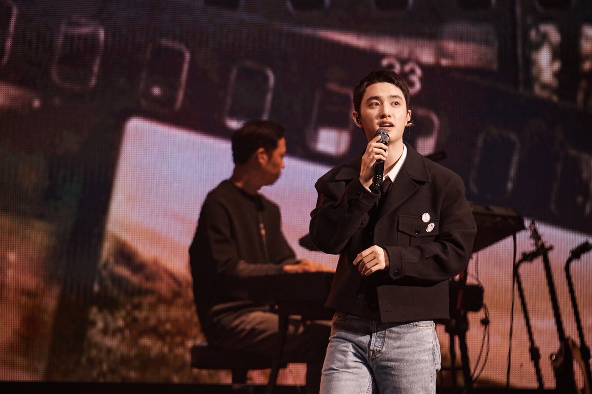 knockknock0408's tweet photo. KYUNGSOO https://t.co/fmHpEcmQ4W