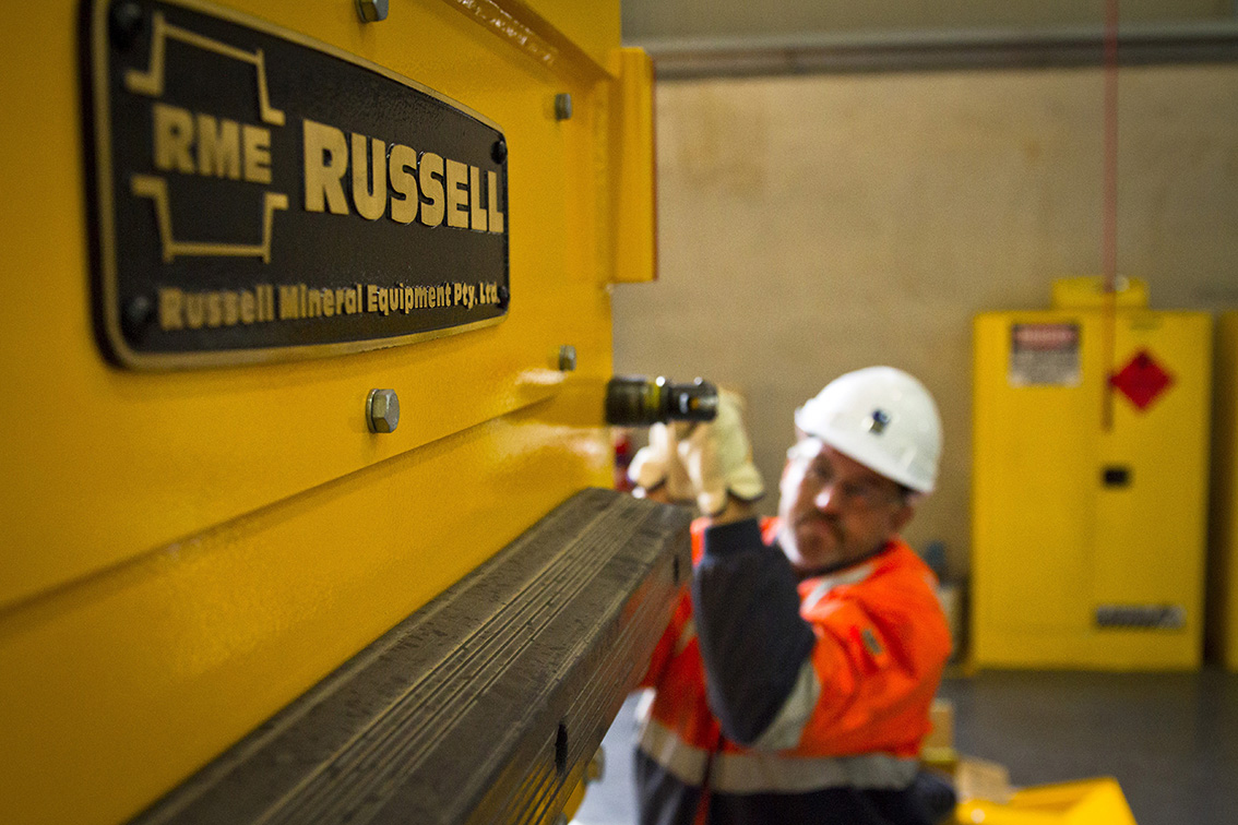 im_mining's tweet photo. Mill relining systems OEM, RUSSELL MINERAL EQUIPMENT has entered into an agreement to acquire Queensland-based industrial blasting and protective coatings business, Masterblasters | https://t.co/mGy3VSY7Xj @RUSSELLMINERAL #Masterblasters #mineralprocessing https://t.co/Z4ys9gGIu0