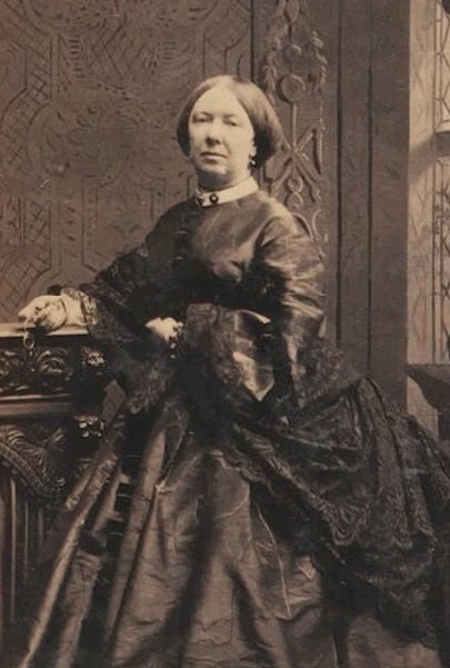lorraineelizab6's tweet photo. Katherine Plunket (22 Nov 1820 #Kilsaran #Castlebellingham #Louth-14 Oct 1932). Botanical illustrator & aristocrat; flowers in France, Italy, Spain, Germany & Ireland; 1970, presented to @NBGGlasnevinOPW. In 1st GWR book as lived 111 years, 327 days! 🪻🌹 https://t.co/7xg2GmqoDz https://t.co/Ur7BDpBpZy