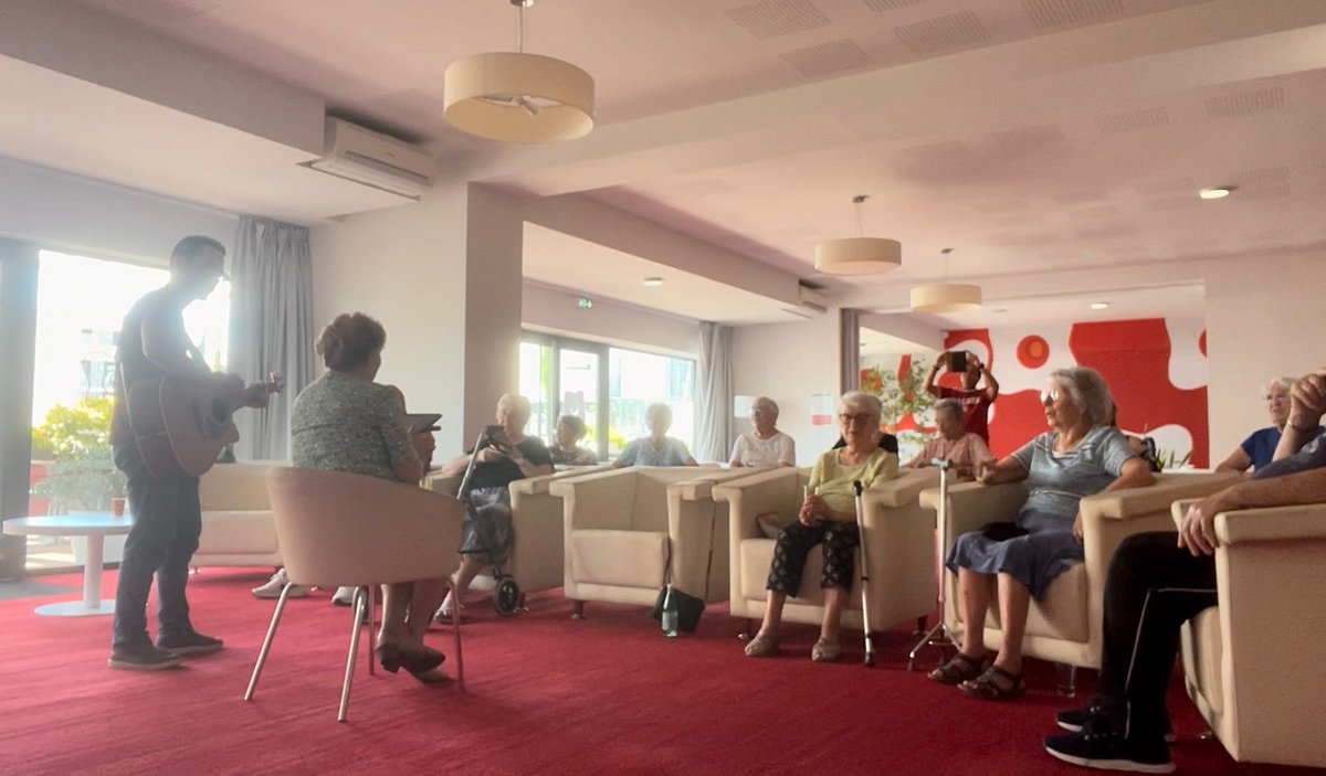 ET NOUS ALORS ! tweet media