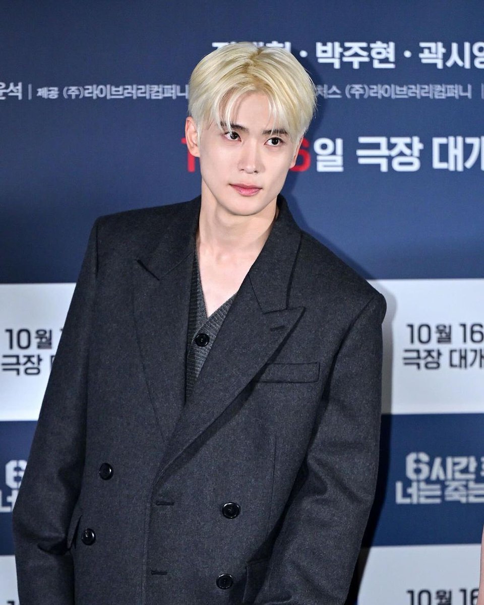 TGVCinemas's tweet photo. JAEHYUN'S FACE CARD NEVER DECLINE FOR SURE~ 😙 

NCTzens! Get ready as #YouWillDieIn6Hours will be coming to TGV 31 October. ⌛

#JAEHYUN #재현 #NCT재현 #6시간후너는죽는다 #YouWillDieIn6Hours #NCT

📷 : Credit to respective owner https://t.co/fxvv6vtQuR