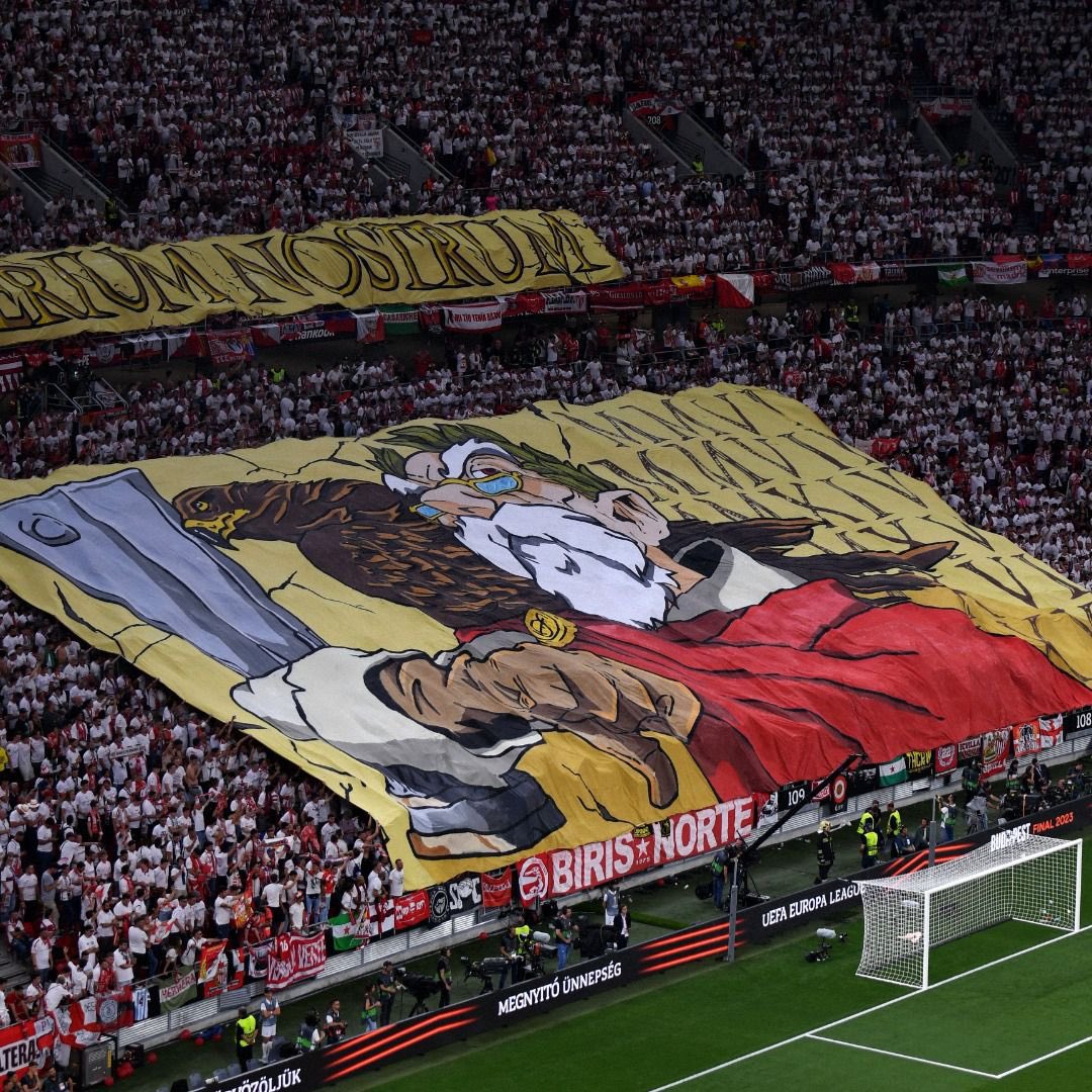 Y un 14 de octubre nació una ilusión…
Que bonito es que tú madre sea sevilla y que te prestara su nombre, que bonito que para defenderte te diera a esta afición.

Eterno SEVILLA FC. 119 años de la firma oficial de un club que empezó a vivir en 1890 ♥️