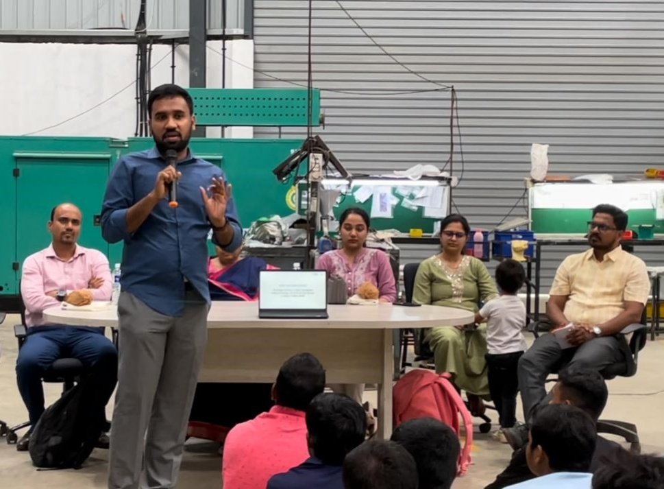 Rnetism's tweet image. As a part of @daanutsav our #projectcoordinator Praison Varghese conducted an insightful &amp;amp; captivating #cybersafety &amp;amp; #cyberawareness session for the staff of Clips India Manufacturing Company in Pune. 

Interested in organising similar sessions at your workplace? Call 8433701077