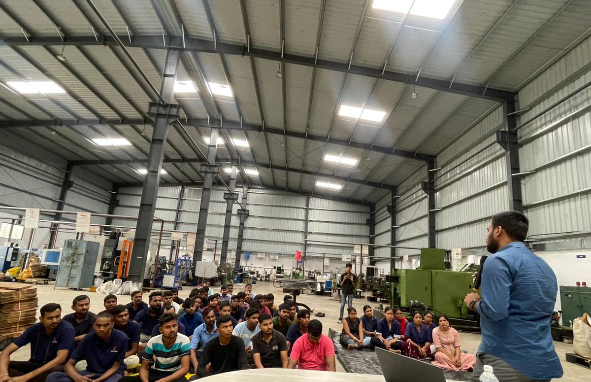 Rnetism's tweet image. As a part of @daanutsav our #projectcoordinator Praison Varghese conducted an insightful &amp;amp; captivating #cybersafety &amp;amp; #cyberawareness session for the staff of Clips India Manufacturing Company in Pune. 

Interested in organising similar sessions at your workplace? Call 8433701077