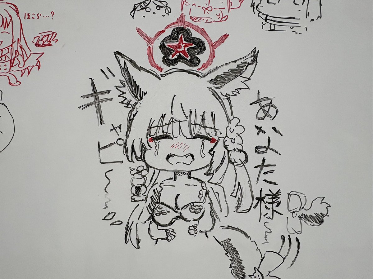 センアカ参加しました～
一般参加なのに、知り合いのサークルスペースで色紙描いておりました😂 