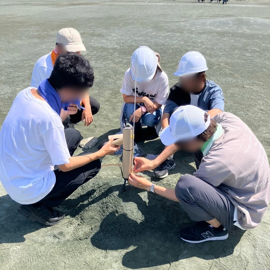 DERC_Rocket's tweet image. 【DERCのなつやすみ day2】
ご無沙汰しております！夏合宿のご報告をば！！
2日目は種コンを想定したモデルロケットの打ち上げ実験！

#同志社大学 #ロケット
#DERC #DERCロケット #DERC_R_project