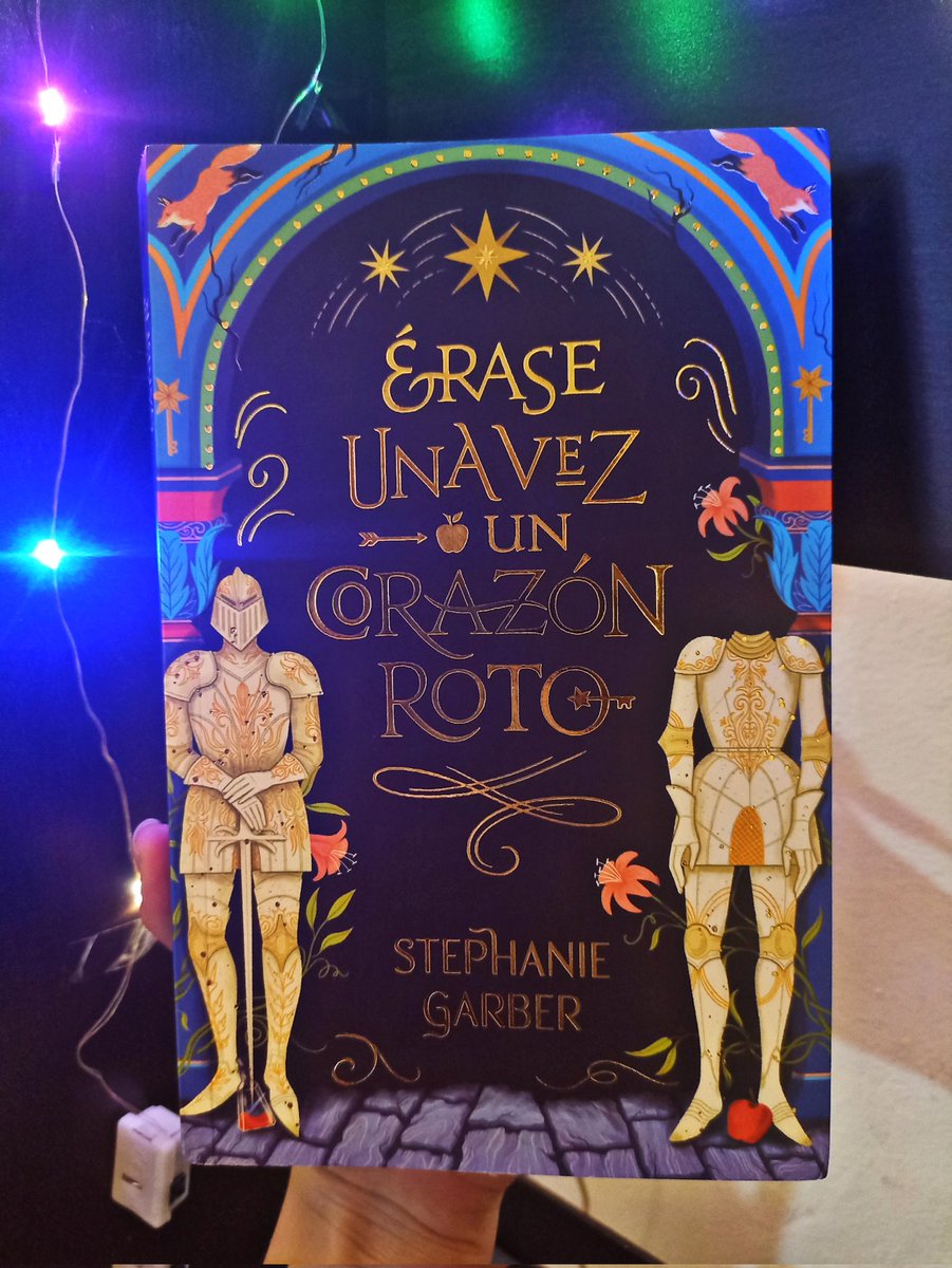 everluswift's tweet photo. Ya terminé "Érase Una Vez Un Corazón Roto", y si, para sorpresa de nadie, tengo un crush con el Príncipe de Corazones y amo a Evangeline 
[💘📖🗝️🍎💔]
4.5⭐ 
#ouabh #books #booktwt #BookTwitter  #evajacks https://t.co/OHuCc77NCk