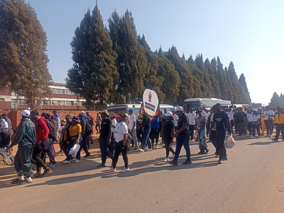MoPSEZim's tweet photo. The #InterMinisterialSportsFestival has kicked off today with a vibrant "Walk for Life" march from Mkoba Police to Mkoba Teachers College! This festival, themed *My Health, My Wealth #fit4all*, is part of the Govt's ongoing efforts to promote wellness among workers. @InfoMinZW https://t.co/do4BuPwodv