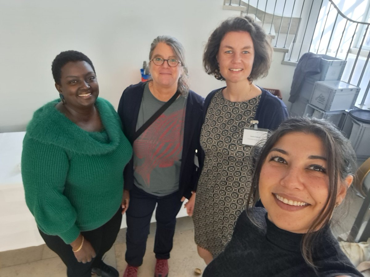 Nadine Segadlo (@nsegadlo) on Twitter photo Wonderful panel “Violence/Conflict and Solidarity/Participation in Refugee Shelters in Europe and the World: Current Political and Societal Challenges and Opportunities”and inspiring exchange with <a href="/ClaudiaBhme3/">Claudia Böhme</a>, <a href="/Yvette_Ruzibiza/">Yvette Ruzibiza</a> and Shirin Tinnesand at #DeZIM_Conference Wonderful panel “Violence/Conflict and Solidarity/Participation in Refugee Shelters in Europe and the World: Current Political and Societal Challenges and Opportunities”and inspiring exchange with <a href="/ClaudiaBhme3/">Claudia Böhme</a>, <a href="/Yvette_Ruzibiza/">Yvette Ruzibiza</a> and Shirin Tinnesand at #DeZIM_Conference