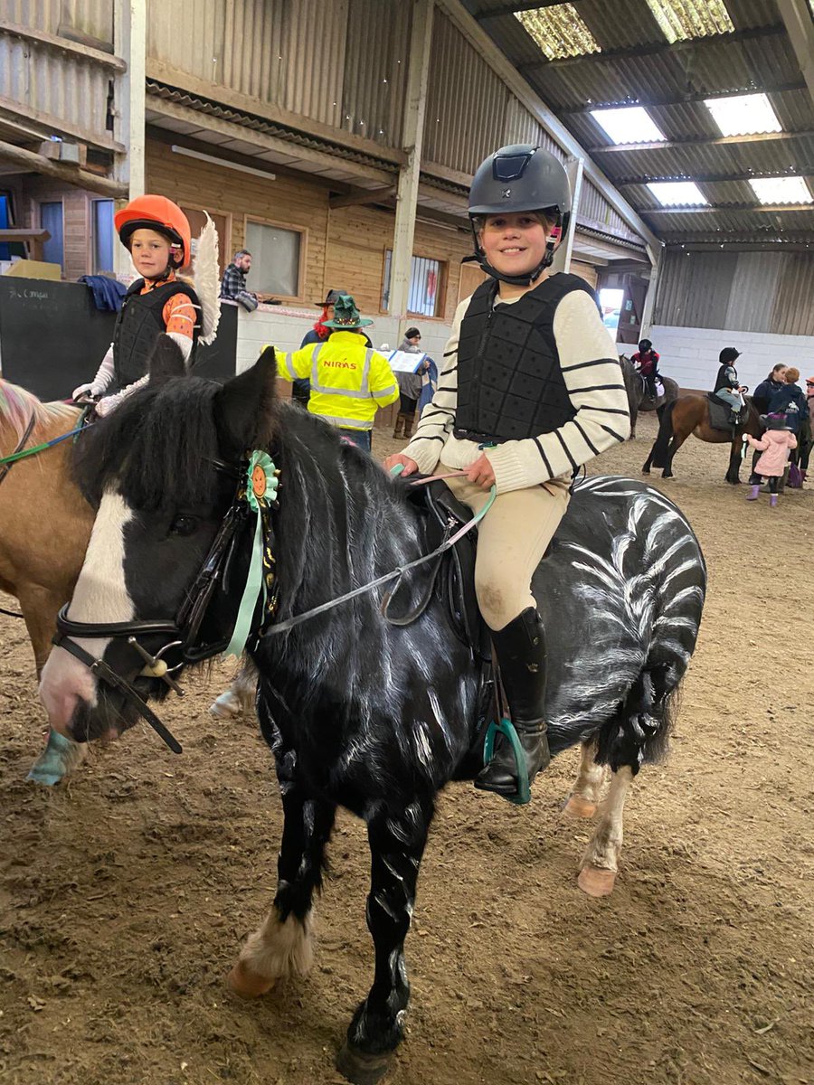 CayKendall tweet media