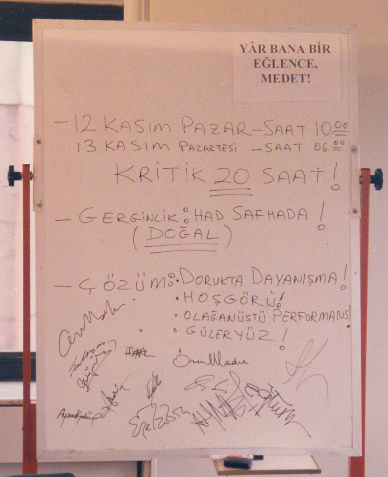 Apaçık Radyo tweet media