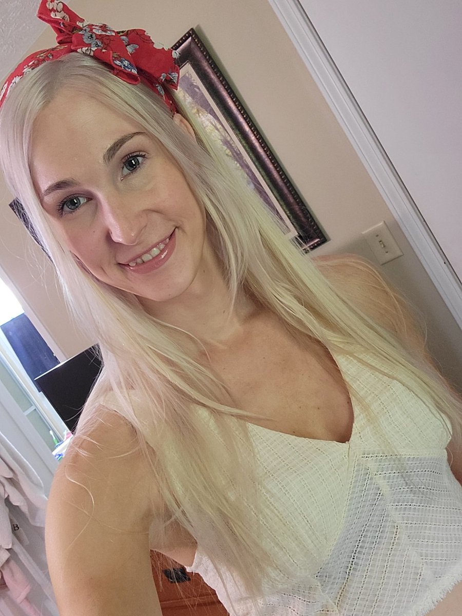 Addibabeee's tweet photo. i send Daddy the most adorable pictures https://t.co/Gdcp0hxHR3