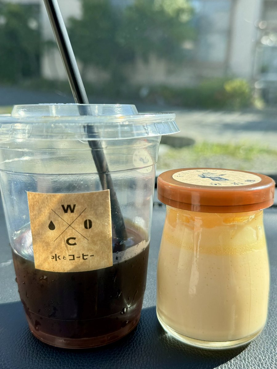 rantaro_2020's tweet photo. 三連休でパパと休みが合ったのが
今日だけ。
浅虫に行ってきました😊
金治郎さんに行くと
可愛がってもらえるの蘭太郎も覚えてるから
くい気味にお店に入りたがるのが
可愛かった🥰

今日も美味しかったです😍 https://t.co/S15Td2YHpC