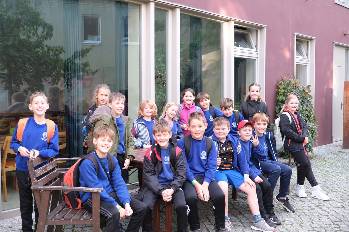 Breakfast eaten, and everyone is excited for the walk to school. #Potsdam2024