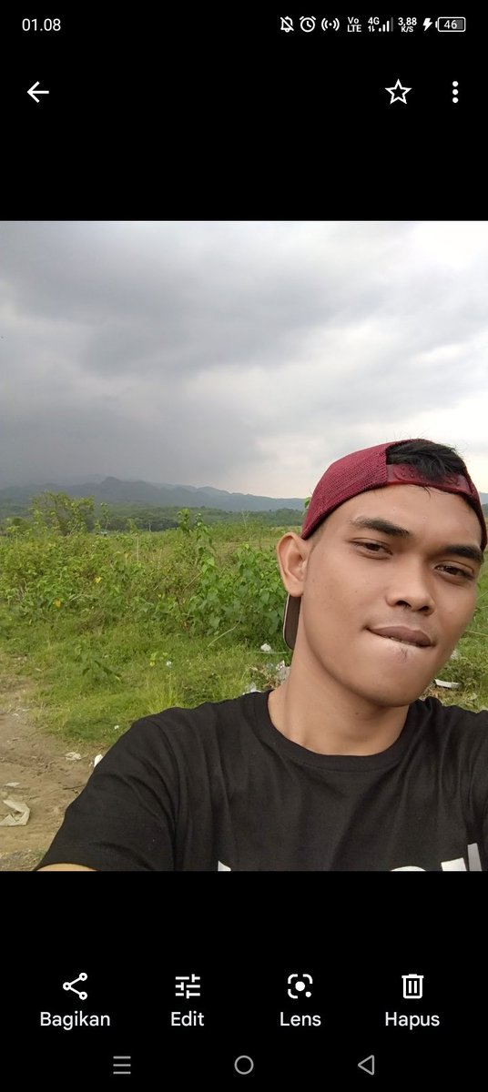 dhikachepot's tweet photo. Siang mendung https://t.co/BrGV8OudAd
