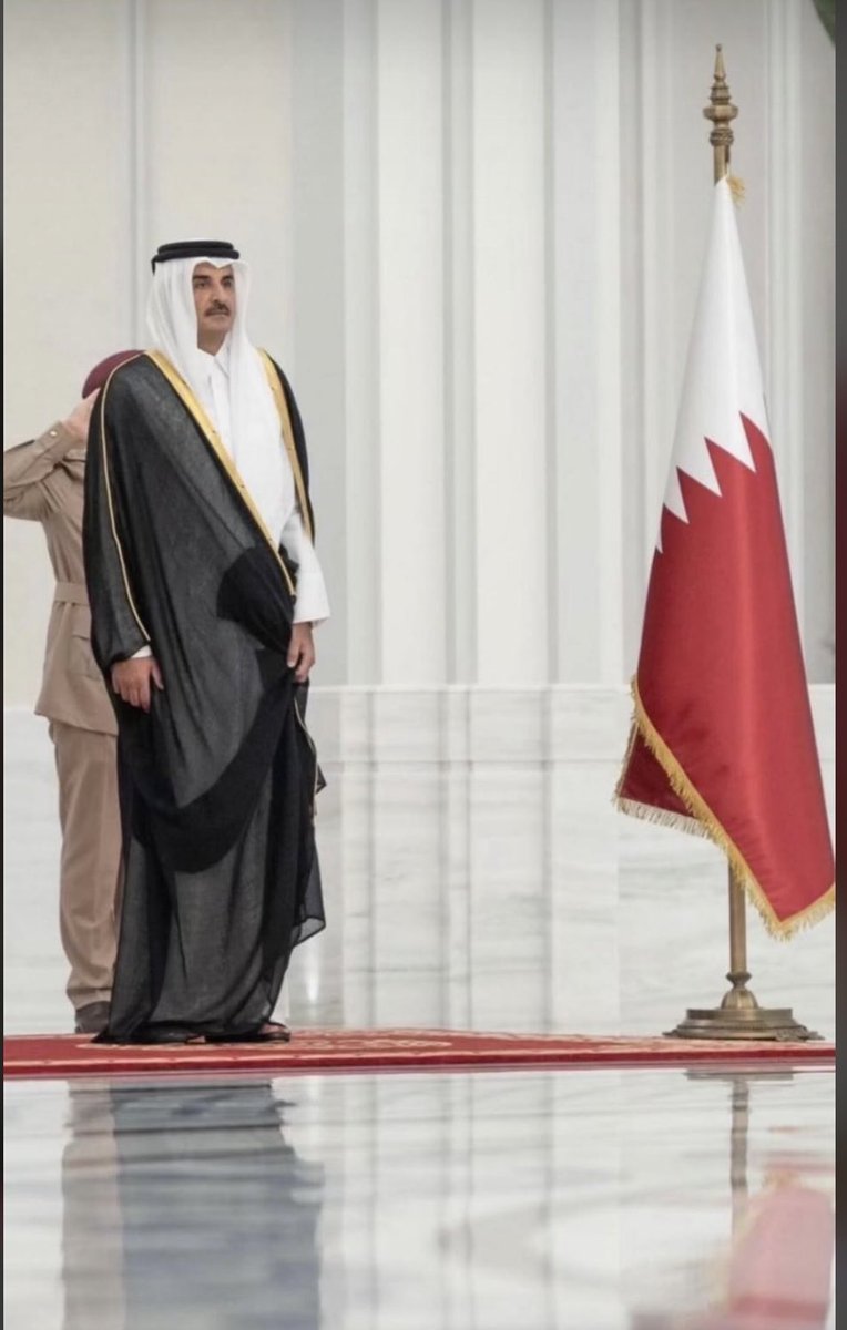 AbdulhadiDerah's tweet photo. سمو سيدي لك الأرواح فداء ومحبتك مالها مدى جعل اسنينك عدد الثراء 🩷 https://t.co/XWTTgVZz6T