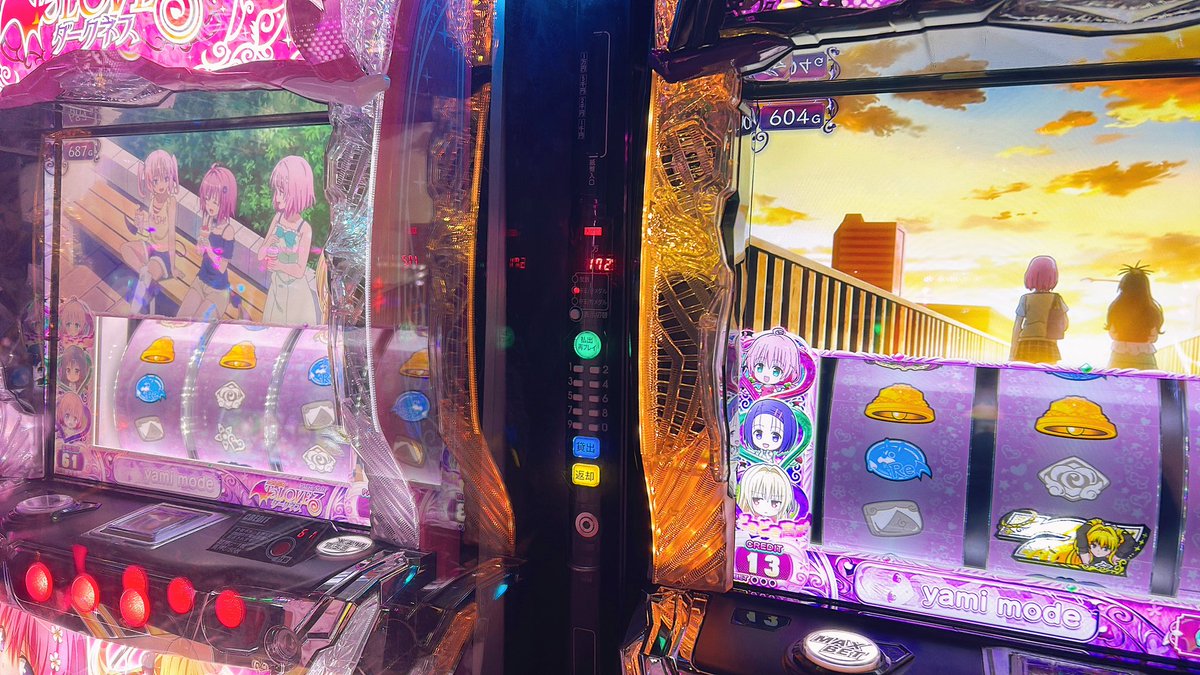 cnc_gIj's tweet photo. 女の子達に振り回され、天井がちゃくちゃくと近ずいてきているスロカス2人 https://t.co/NMa2tEq3Ol