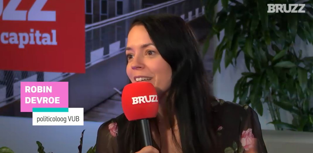 POLI (@dfuturevub.bsky.social) (@poli_vub) on Twitter photo In de media 📺 !
Onze Poli VUB was weer heel goed vertegenwoordigd op deze Brusselse verkiezingsavond bij <a href="/BRUZZbe/">BRUZZ</a>. Net als in juni, gaven collega's <a href="/robindevroe/">Robin Devroe</a> en <a href="/Kevmey96/">Kevin Meyvaert</a> er commentaar en uitleg tijdens de live-uitzending van gisterenavond. #verkiezingen2024 In de media 📺 !
Onze Poli VUB was weer heel goed vertegenwoordigd op deze Brusselse verkiezingsavond bij <a href="/BRUZZbe/">BRUZZ</a>. Net als in juni, gaven collega's <a href="/robindevroe/">Robin Devroe</a> en <a href="/Kevmey96/">Kevin Meyvaert</a> er commentaar en uitleg tijdens de live-uitzending van gisterenavond. #verkiezingen2024