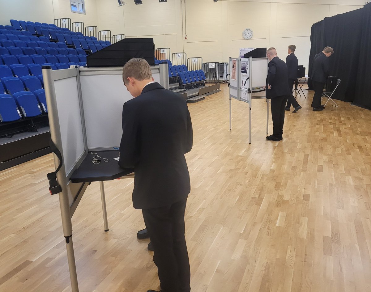Outwood_Valley's tweet photo. The polling station is open! All students in the academy will have the opportunity to vote for their next  Student Voice Prime Minister today.
#StudentVoice #YourVoiceMatters #HaveYourSay #ValuedAtValley https://t.co/RwYeQVFSAm
