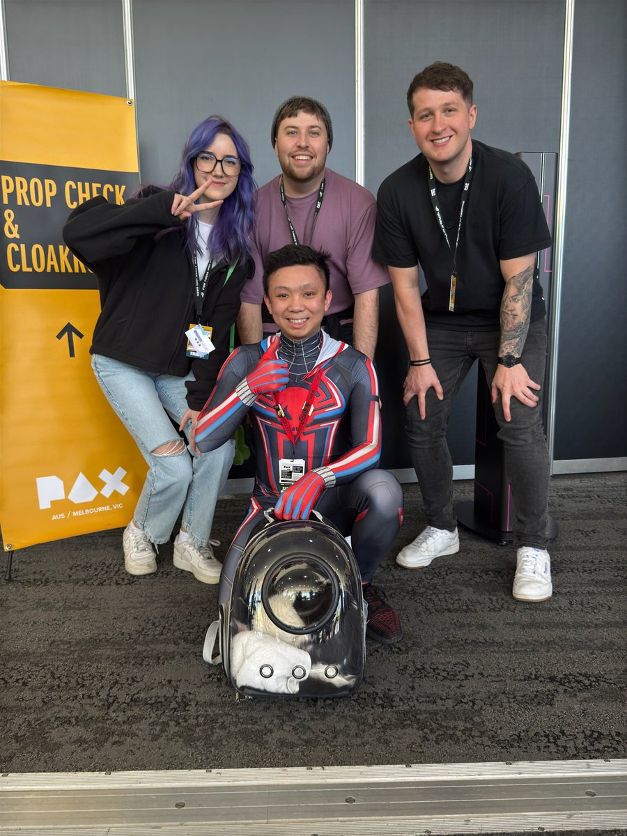 OzzyOVLD tweet media