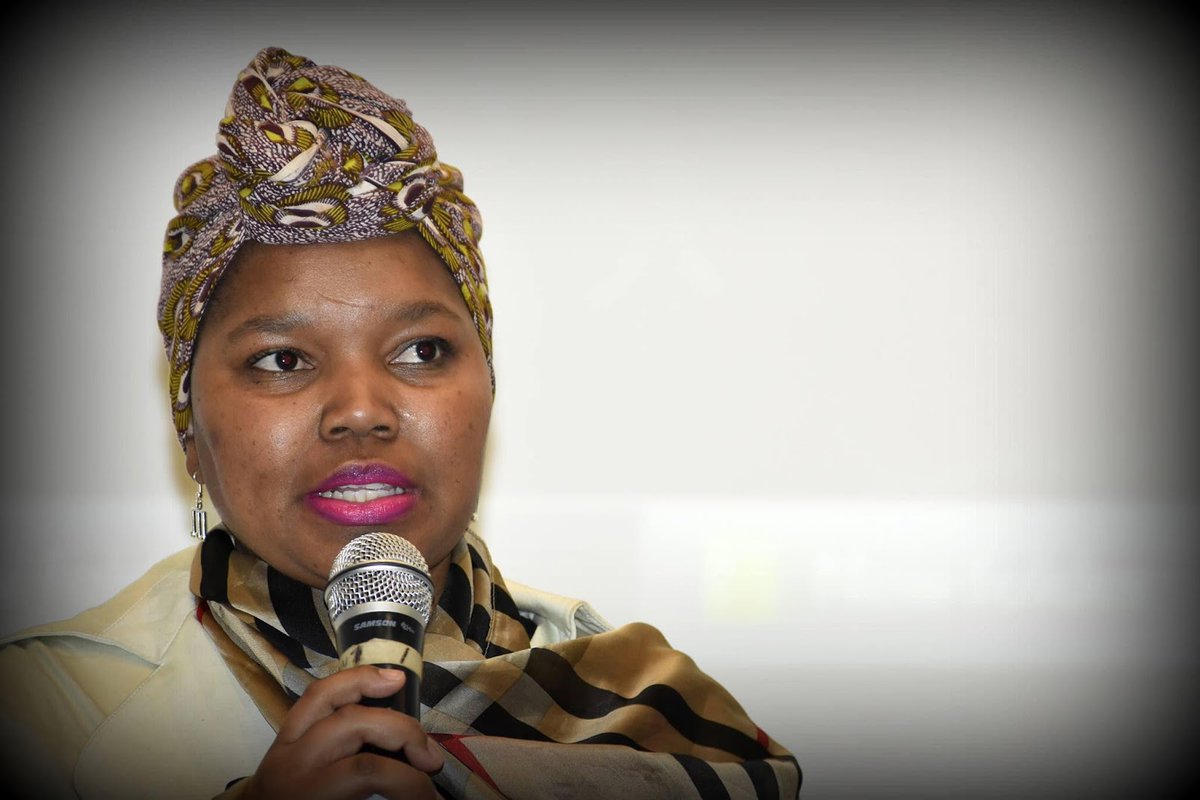 channelafrica1's tweet photo. [On-Air]
@AsandaNgoasheng, a Diversity Expert, Race &amp; Gender Scholar speaks to @taupalesavoice &amp; @BMoshatama about the significant role Black South Africans played during the Anglo-Boer War

#OntheMove #ChannelAfrica https://t.co/8l86HCvKdZ