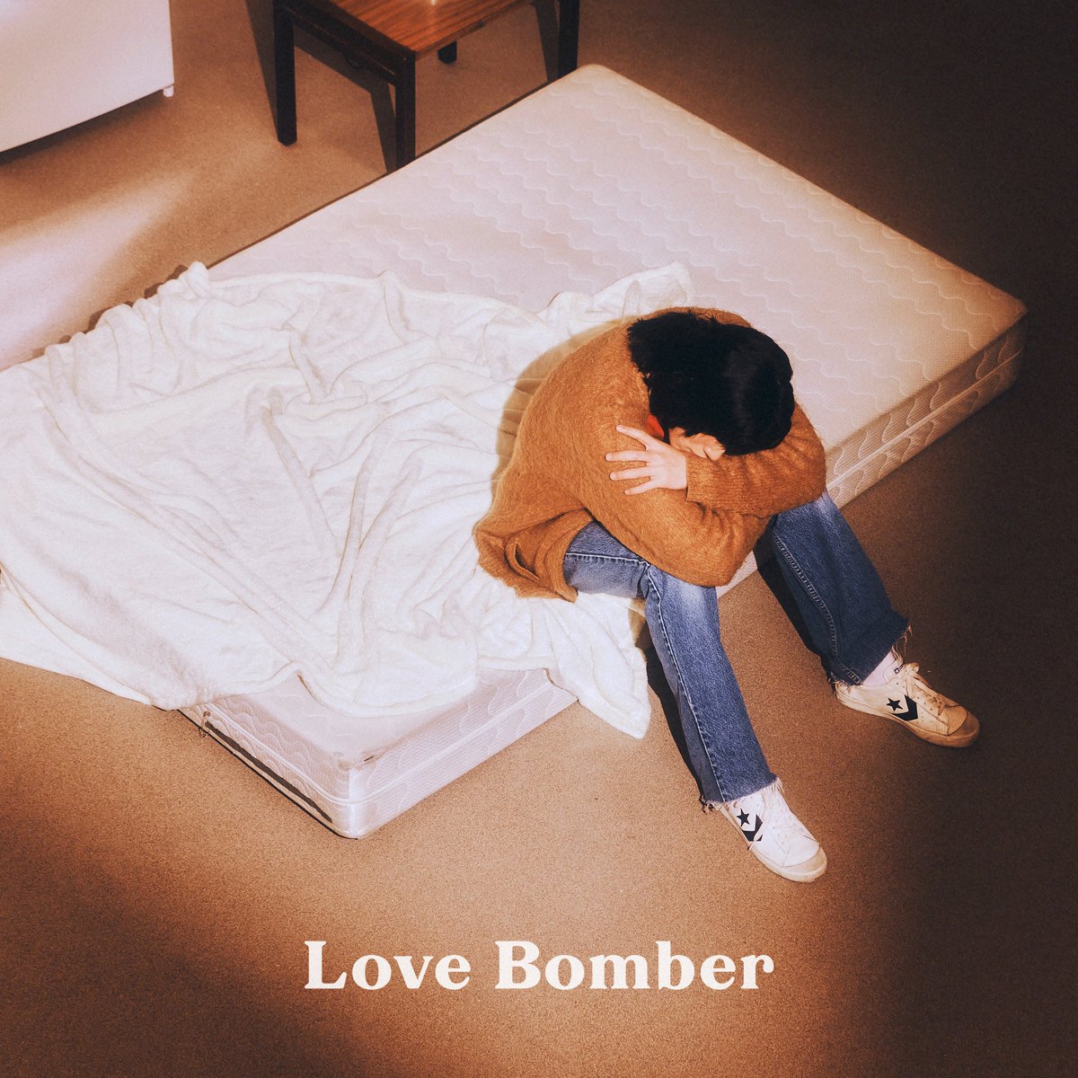 maenter1234's tweet photo. Moon Jong Up 
The 3rd Mini Album 'PETER'
'Love Bomber' Main Jacket Image

2024.10.14 6PM (KST) Release  

#문종업 #MoonJongUp 
#文鐘業 #ムン·ジョンオプ 
#PETER #피터 #LoveBomber https://t.co/bZ1qJBedNQ